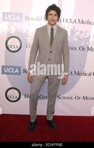 Matt Dallas bei der Millenium Ball 2006 Spendenaktion im New Ronald Reagan UCLA Medical Center, Eröffnung 2007, Los Angeles - 05. Oktober 2006 Stockfoto