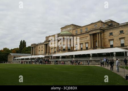 Das Äußere des Buckingham Palace in London, England Stockfoto