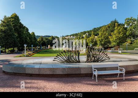 Spa Center und Kolonnade des berühmten Marianske Lazne Spa, Tschechische Republik, Europa Stockfoto