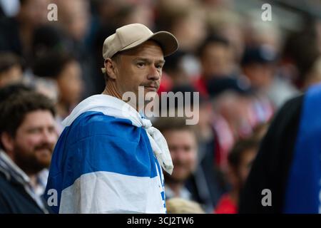 Oslo, Norwegen. September 2025. Anhänger Finnlands sind beim Internationalen Freundschaftsfußballspiel zwischen Norwegen und Finnland im Ullevaal Stadium in Oslo zu sehen. Quelle: SPP Sport Pressefoto. /Alamy Live News Stockfoto
