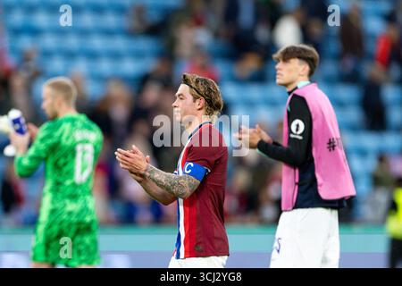 Oslo, Norwegen. September 2025. Patrick Berg (6 Norwegen) wird nach dem Internationalen Freundschaftsspiel zwischen Norwegen und Finnland im Ullevaal Stadium in Oslo, Norwegen, gesehen. Quelle: SPP Sport Pressefoto. /Alamy Live News Stockfoto