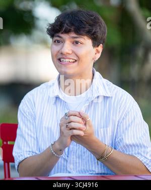 Johannes Pietsch, alias JJ, WSA-Gewinner 2025, am Donnerstag, den 4. September, 2025 in Wien, Österreich, während eines Interviews mit APA - Austria Press Agency über seine neue Single. - 20250904 PD2266 Credit: APA-PictureDesk/Alamy Live News Stockfoto