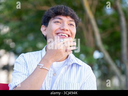 Johannes Pietsch, alias JJ, WSA-Gewinner 2025, am Donnerstag, den 4. September, 2025 in Wien, Österreich, während eines Interviews mit APA - Austria Press Agency über seine neue Single. - 20250904 PD2373 Credit: APA-PictureDesk/Alamy Live News Stockfoto