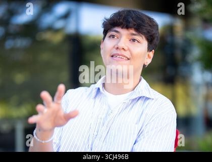 Johannes Pietsch, alias JJ, WSA-Gewinner 2025, am Donnerstag, den 4. September, 2025 in Wien, Österreich, während eines Interviews mit APA - Austria Press Agency über seine neue Single. - 20250904 PD2236 Credit: APA-PictureDesk/Alamy Live News Stockfoto