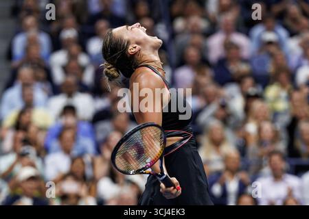 Queens, Usa. September 2025. Queens, New York City. 4. September 2025: Aryna Sabalenka bei den US Open 2025. Quelle: Corleve/Alamy Live News Stockfoto