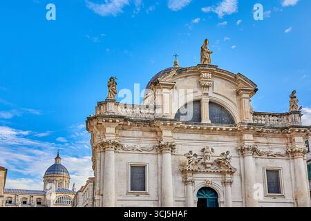 Vorderfassade der Blaise Kathedrale, römisch-katholische Kathedrale in der Altstadt von Dubrovnik, die Kirche wurde 1728 fertiggestellt, Dubrovnik, Kroatien, Europa Stockfoto