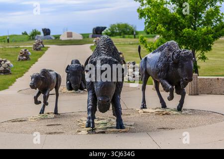 Buffalo-Statuen im Wanuskewin Heritage Park in Saskatoon, Kanada Stockfoto