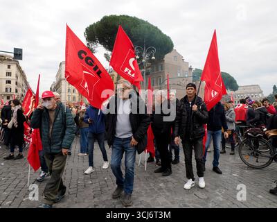 ROM, ITALIEN - 24. NOVEMBER 2024 - Protestdemonstration des Syndikats gegen den Arbeitstod Stockfoto