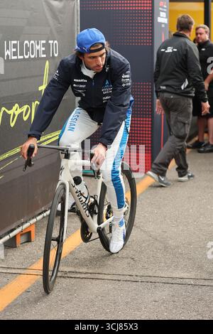 Niederlande, 29. August 2025. Formel 1 großer Preis von Heineken Dutch 2025 auf dem Circuit Zandvoort in Zandvoort, Niederlande. Im Bild: Carlos Sainz aus Spanien und Atlassian Williams Racing im Fahrerlager © Piotr Zajac/Alamy Live News Stockfoto