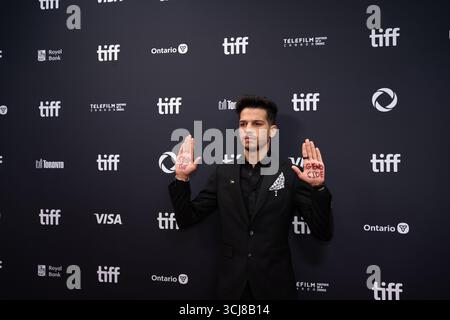 Toronto, Kanada. September 2025. Der Gast besucht den roten Teppich für die Premiere „Palestine 36“ während des Toronto International Film Festivals 2025 in der Roy Thomson Hall. Am 5. September 2025 in Toronto, Kanada. (Foto: Leonardo Ramirez/ Credit: Eyepix Group/Alamy Live News Stockfoto