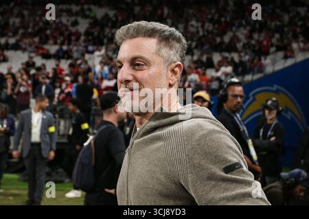 Sao Paulo, Brasilien. September 2025. Luciano Huck vor dem NFL-Spiel 2025 zwischen Kansas City Chiefs und Los Angeles Chargers am 4. September 2025 in der Neo Qumica Arena in Sao Paulo, Brasilien. (Foto von Karen Fontes/Sports Press Photo) Credit: SPP Sport Press Photo. /Alamy Live News Stockfoto