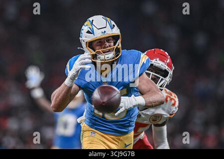 Sao Paulo, Brasilien. September 2025. Los Angeles Chargers Spieler Ladd McConkey, während eines Spiels gegen die Kansas City Chiefs, gültig für Woche 1 der NFL Regular Season, in der Neo Química Arena östlich von São Paulo, am Freitagabend, 05/2025 Credit: Brazil Photo Press/Alamy Live News Stockfoto