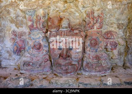 Campeche, Mexiko - 28. März 2025: Ausgrabungsstätte Edzna in Campeche, Mexiko. Stockfoto