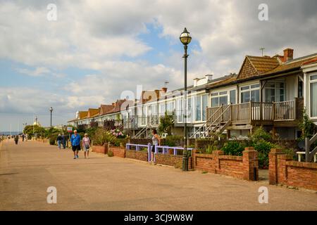 Häuser am Meer in Bexhill-on-Sea, East Sussex, England Stockfoto