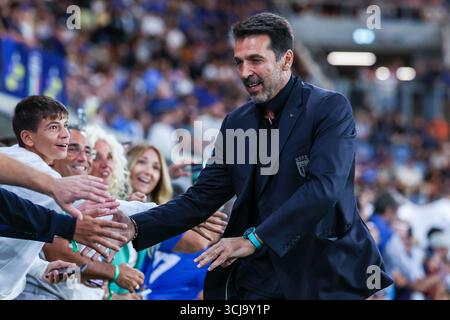 Bergamo, Italien. September 2025. Gianluigi Buffon Leiter der italienischen Delegation während des Qualifikationsspiels zur FIFA-Weltmeisterschaft 2026 zwischen Italien und Estland in der New Balance Arena. Credit: SOPA Images Limited/Alamy Live News Stockfoto