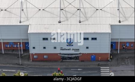 Eine allgemeine Luftaufnahme des Halliwell Jones Stadions während des Spiels Warrington Wolves vs Leigh Leopards im Halliwell Jones Stadium, Warrington, Großbritannien, 6. September 2025 (Foto: Mark Cosgrove/News Images) Stockfoto