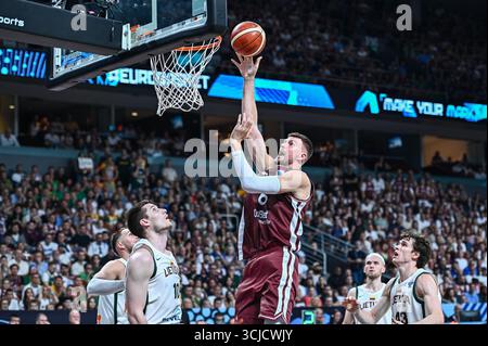Riga, Riga, Lettland. September 2025. 6 KRISTAPS PORZINGIS von Lettland spielt während des FIBA EuroBasket 2025, dem Achtelfinale zwischen Litauen und Lettland in der Xiaomi Arena am 6. September 2025 in Riga, Lettland. (Kreditbild: © Stefanos Kyriazis/ZUMA Press Wire) NUR REDAKTIONELLE VERWENDUNG! Nicht für kommerzielle ZWECKE! Quelle: ZUMA Press, Inc./Alamy Live News Stockfoto