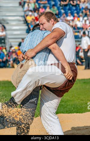Schweizer Wrestler kämpfen bei der NOS 2012 in Silvaplana, Schweiz Stockfoto