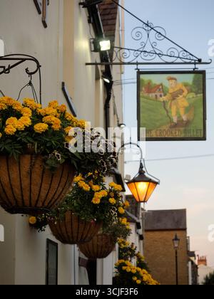 SOUTHEND-ON-SEA, ESSEX, Großbritannien - 03. JULI 2018: Schild für den Crooked Billet Pub in Old Leigh Stockfoto