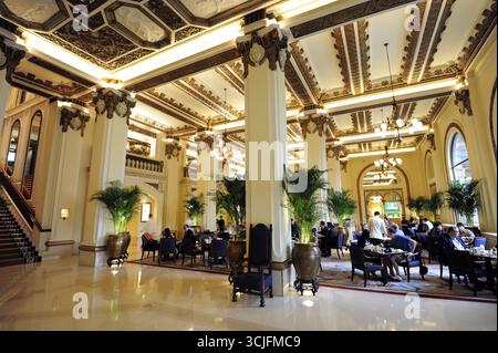 Foyer, The Peninsula Hotel, Tsim Sha Tsui, Kowloon, Hongkong, Hongkong, China Stockfoto
