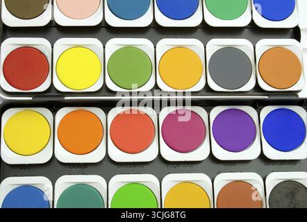 Palette Aquarell Paintbox Hintergrund, Draufsicht Stockfoto