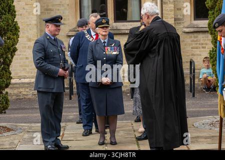Brentwood Essex 07 Sept 2025 mehr als 500 Luftkadetten aus Essex zogen in einer Wing Parade durch das Zentrum von Brentwood, wo Gruppenkapitän Anne-Marie Houghton den Gruß nahm, bevor sie sich in der Brentwood Cathedral zu einer feierlichen Zeremonie versammelten, Credit: Ian Davidson/Alamy Live News Stockfoto