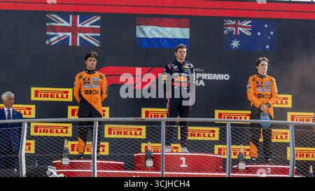 Monza, Italien. September 2025. Podium während Pirelli Gran Premio d'Italia 2025, Formel-1-Meisterschaft in Monza, Italien, 07. September 2025 Credit: Independent Photo Agency/Alamy Live News Stockfoto