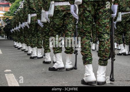 Militärpolizeiausbildung, Soldaten in Ausbildung, öffentliche Gewalt in Formationsdisziplin. Hochwertige Fotos Stockfoto