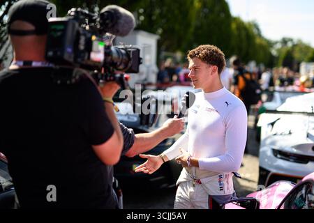 Monza, Italien. September 2025. #11 Alessandro Ghiretti (ITA, Schumacher CLRT), Porsche Mobil 1 Supercup beim Autodromo Nazionale Monza am 7. September 2025 in Monza, Italien. (Foto von HOCH ZWEI) Credit: dpa/Alamy Live News Stockfoto