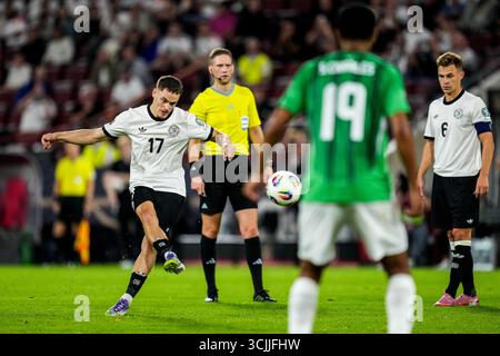 KÖLN, DEUTSCHLAND - 7. SEPTEMBER: Waldemar Anton schießt am 7. September 2025 im RheinEnergieStadion in Köln, Deutschland, um sein drittes Tor beim Qualifikationsspiel zur FIFA Fussball-Weltmeisterschaft 2026 zu erzielen. (Foto: Rene Nijhuis) Credit: René Nijhuis/Alamy Live News Stockfoto