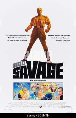 DOC Savage: The man of Bronze (1975) unter der Regie von Michael Anderson mit Ron Ely, Paul Gleason und William Lucking in den Hauptrollen. Der Abenteurer Doc Savage und sein Team von Spezialisten kämpfen gegen Captain Seas und einen mysteriösen „grünen Tod“, um eine wertvolle Ressource zu schützen. Foto eines Original-Posters aus dem Jahr 1975 (USA), das NUR FÜR REDAKTIONELLE ZWECKE VERWENDET WIRD. Quelle: BFA / Warner Bros Stockfoto