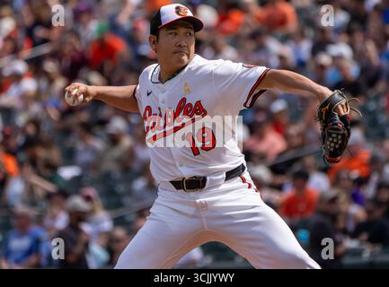 Baltimore, USA. September 2025. BALTIMORE, MD – 07. SEPTEMBER: Tomoyuki Sugano (19) auf dem Hügel während eines MLB-Spiels zwischen den Baltimore Orioles und den Los Angeles Dodgers am 7. September 2025 im Oriole Park at Camden Yards in Baltimore, Maryland. (Foto: Tony Quinn/SipaUSA) Credit: SIPA USA/Alamy Live News Stockfoto