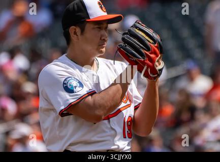 Baltimore, USA. September 2025. BALTIMORE, MD – 07. SEPTEMBER: Tomoyuki Sugano (19) auf dem Hügel während eines MLB-Spiels zwischen den Baltimore Orioles und den Los Angeles Dodgers am 7. September 2025 im Oriole Park at Camden Yards in Baltimore, Maryland. (Foto: Tony Quinn/SipaUSA) Credit: SIPA USA/Alamy Live News Stockfoto