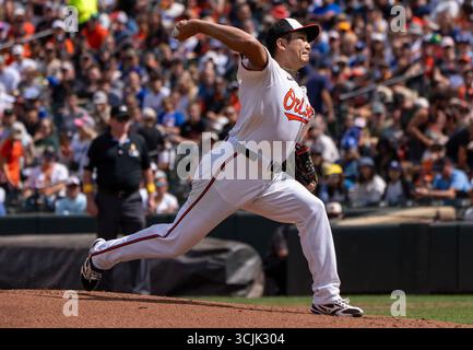 Baltimore, USA. September 2025. BALTIMORE, MD – 07. SEPTEMBER: Tomoyuki Sugano (19) auf dem Hügel während eines MLB-Spiels zwischen den Baltimore Orioles und den Los Angeles Dodgers am 7. September 2025 im Oriole Park at Camden Yards in Baltimore, Maryland. (Foto: Tony Quinn/SipaUSA) Credit: SIPA USA/Alamy Live News Stockfoto