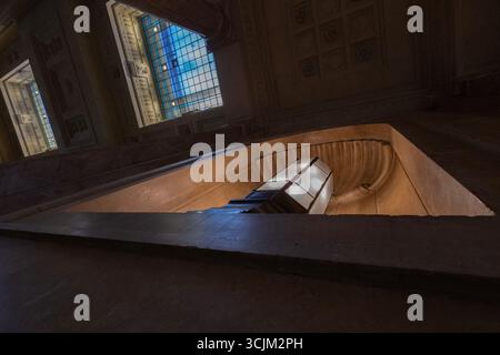 Der Bahnhof befindet sich im 12. Arrondissement, am rechten Ufer der seine im Osten von Paris. Eröffnet 1849. Stockfoto