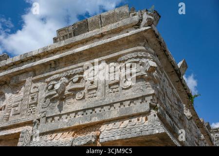 Piste, Mexiko - 28. April 2025: Chichen Itza war eine bedeutende Maya-Stadt vor der hispanischen Halbinsel Yucatan. Stockfoto