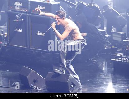 Elmont, Usa. September 2025. YUNGBLUD tritt am Sonntag, 7. September 2025, bei den MTV Video Music Awards „VMA's“ 2025 in der UBS Arena in Elmont, New York auf. Foto: John Angelillo/UPI Credit: UPI/Alamy Live News Stockfoto