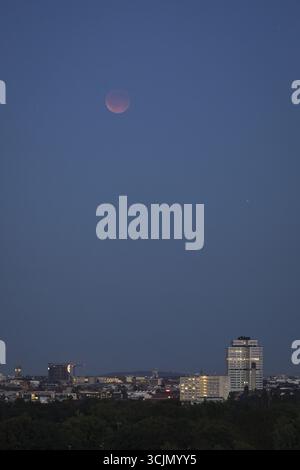 Mondfinsternis aus Berlin am 07.09.2025 Stockfoto