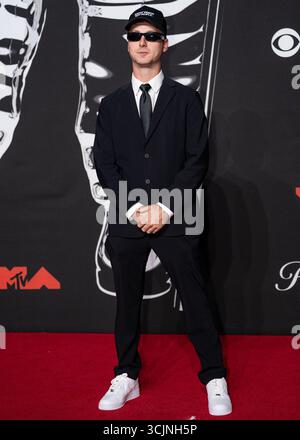 Elmont, Usa. September 2025. ELMONT, NASSAU COUNTY, NEW YORK, USA – 7. SEPTEMBER: JakeTheShooter kommt bei den MTV Video Music Awards 2025 an, die am 7. September 2025 in Elmont, Nassau County, New York, USA, stattfanden. (Foto: Jorge Estrellado/Image Press Agency) Credit: Image Press Agency/Alamy Live News Stockfoto