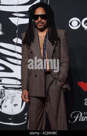 Elmont, Usa. September 2025. ELMONT, NASSAU COUNTY, NEW YORK, USA – 7. SEPTEMBER: Lenny Kravitz kommt bei den MTV Video Music Awards 2025 an, die am 7. September 2025 in Elmont, Nassau County, New York, USA, stattfanden. (Foto: Jorge Estrellado/Image Press Agency) Credit: Image Press Agency/Alamy Live News Stockfoto