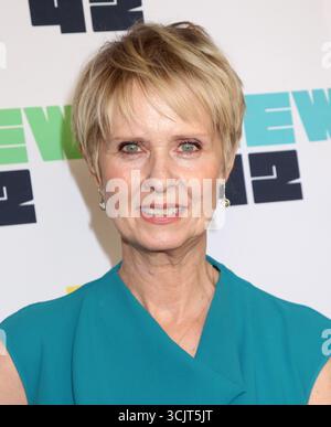 New York City, USA. September 2025. Cynthia Nixon nahm am 25. Jahrestag der New 42 Studios am 8. September 2025 in New 42 Studios in New York City Teil © Steven Bergman/AFF-USA.COM Credit: AFF/Alamy Live News Stockfoto