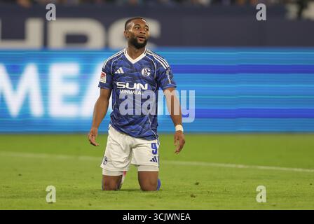 Schalke, Deutschland. August 2025. firo: 23.08.2025, Fußball: 2.Bundesliga FC Schalke 04 - VfL Bochum Moussa Sylla vom FC Schalke 04 enttäuscht vor Ort Credit: dpa/Alamy Live News Stockfoto