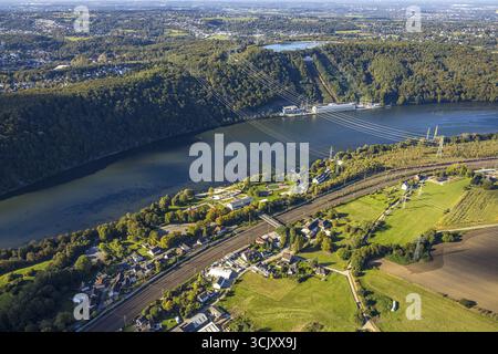 Luftansicht, Hengsteysee mit RWE Koepchenwerk am Ardeygebirge, Strandhaus Salitos Beach Hengsteysee mit Freibad Südufer, Moto Stockfoto