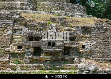 Orange Walk, Belize - 30. Mai 2025: Lamanai Archaeological Reserve in Orange Walk, Belize. Stockfoto