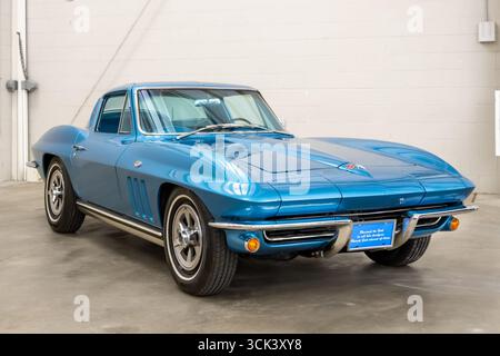 FRANKENMUTH, MI/USA – 5. SEPTEMBER 2025: Ein 1965er Chevrolet Corvette Car, Frankenmuth Auto fest, Heritage Park. Stockfoto