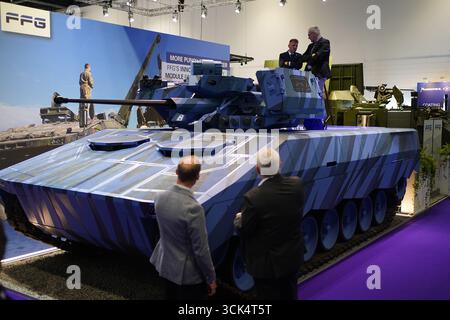 Eine der Ausstellungsstücke auf der Defence and Security Equipment International (DSEI) UK, der Vorzeigeveranstaltung für die Verteidigung Großbritanniens, im Excel London im Royal Victoria Dock im Osten Londons. Bilddatum: Mittwoch, 10. September 2025. Stockfoto