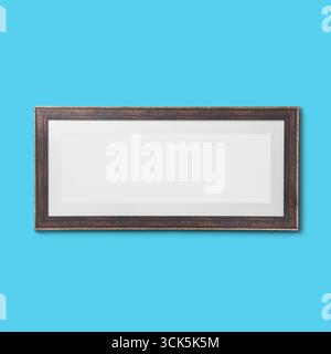 Ein rechteckiger Rahmen mit einem einfachen Design, der zur Präsentation von Kunstwerken oder Fotos geeignet ist. Stockfoto