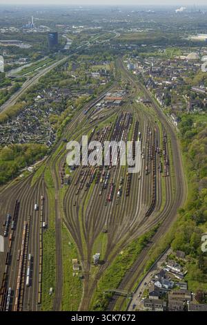 Luftaufnahme, Güterbahnhof und Rangierbahnhof Oberhausen-West Osterfeld, Vondern, Oberhausen, Ruhrgebiet, Nordrhein-Westfalen, Deutschland, Fracht yar Stockfoto