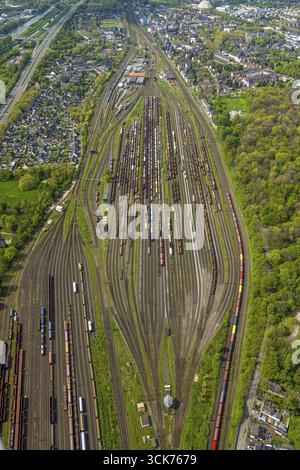 Luftaufnahme, Güterbahnhof und Rangierbahnhof Oberhausen-West Osterfeld, Vondern, Oberhausen, Ruhrgebiet, Nordrhein-Westfalen, Deutschland, Fracht yar Stockfoto