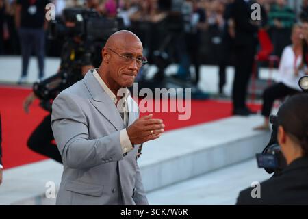 Venedig. Italien. Dwayne Johnson bei der Premiere der Smashing Machine. 84. Filmfestival von Venedig. September 2025. Ref.:LMK430-S090925-001. Anfisa Polyushkevych/Landmark Media WWW.LMKMEDIA.COM Stockfoto